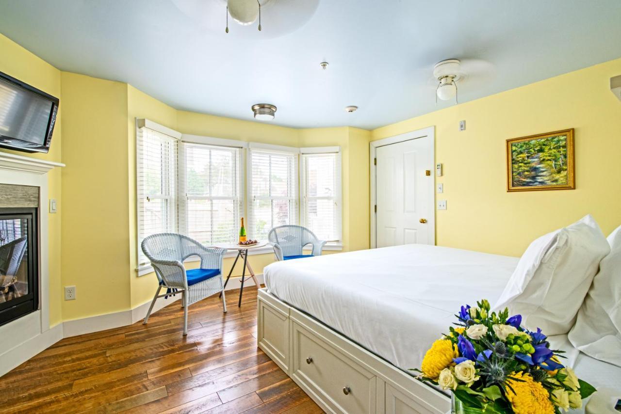 Admiral'S Landing (Adults Only) Bed and Breakfast Provincetown Exteriör bild