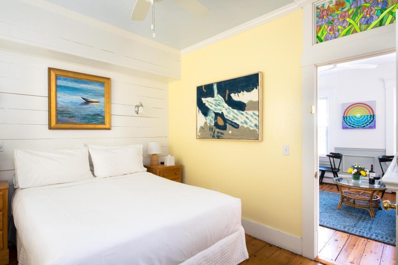 Admiral'S Landing (Adults Only) Bed and Breakfast Provincetown Exteriör bild